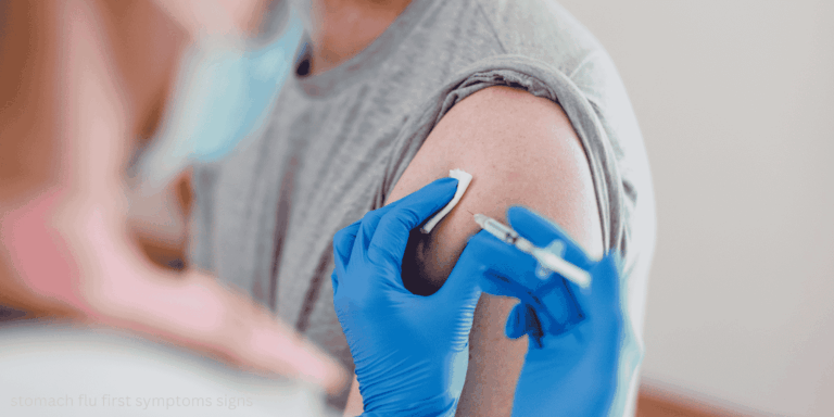 stomach flu first symptoms signs